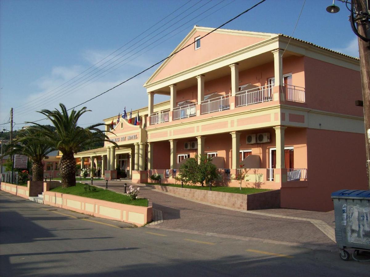 Thomas Bay Hotel Агиос Стефанос Экстерьер фото